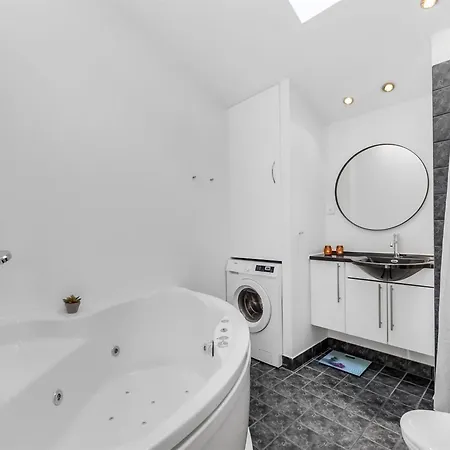Albertina - 300m To The Fjord By Interhome Feriehus *
